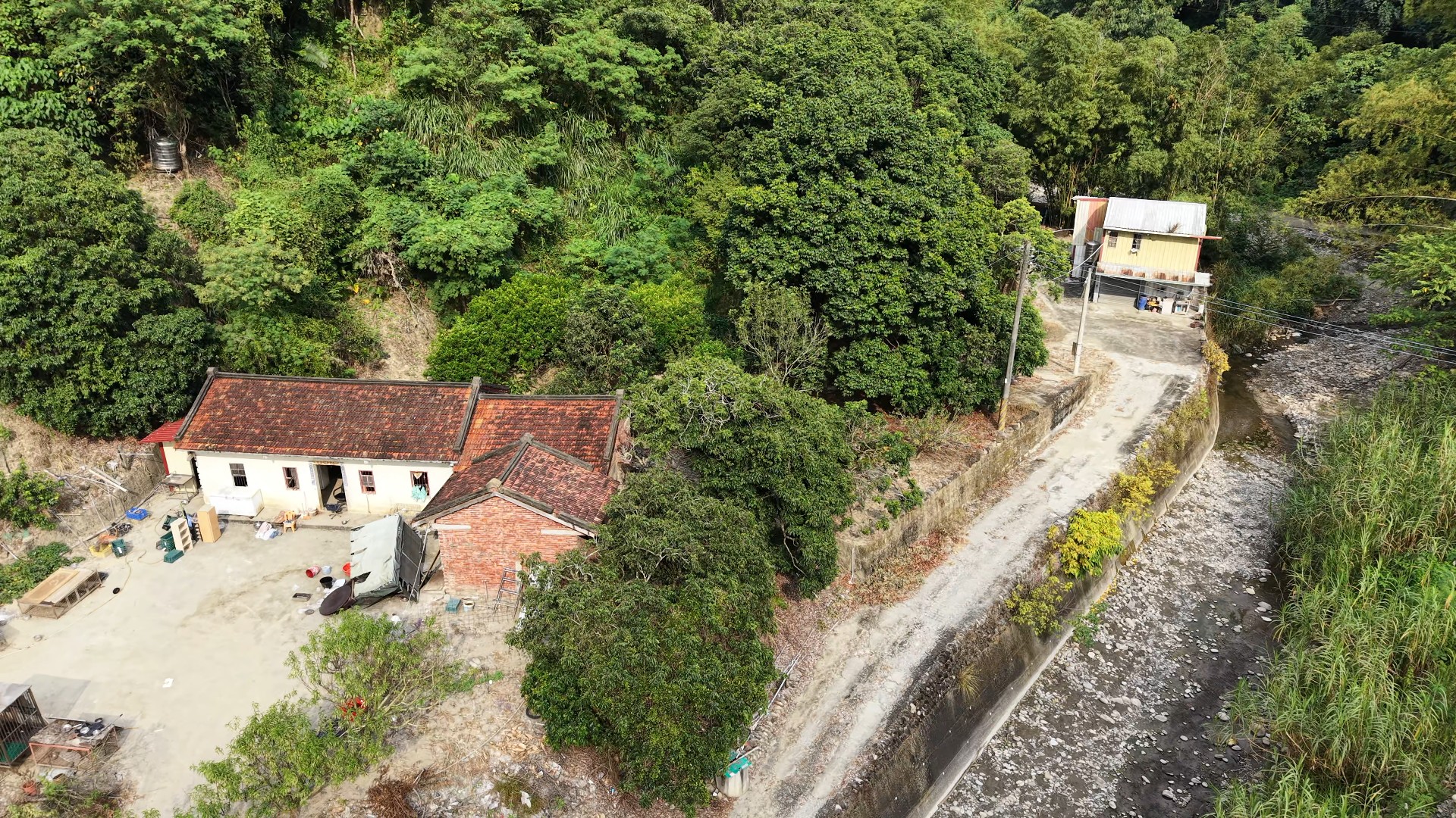霧峰萬斗六段農林建地